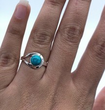 925 Sterling Silver Ladies Turquoise Round Ring Gemstone Ideal Jewellery Gift 