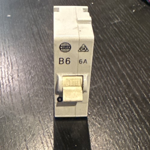 Wylex plug mcb circuit - 6a,