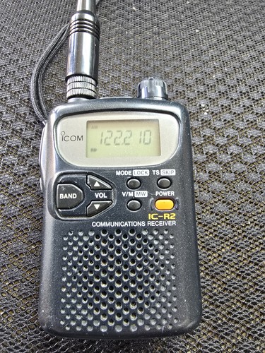 Icom radio scanner - ic-r2,