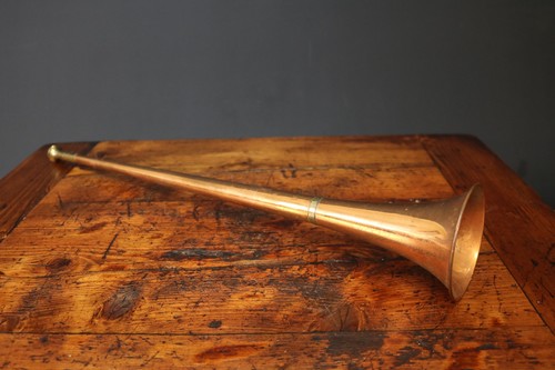 Long brass hunting - long, horn