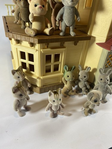 Sylvanian families beechwood - families,