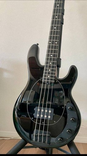 Ernie ball music man stingray - music,