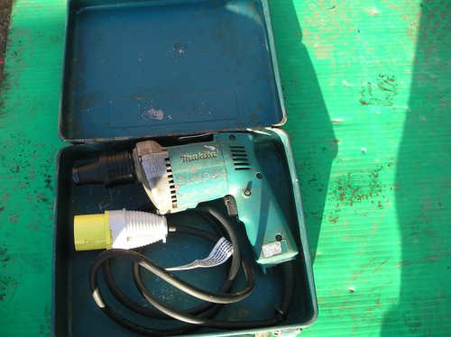 Makita 6826 dry - makita,