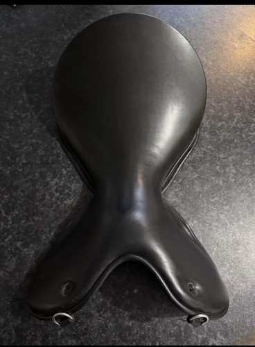 Wow black semi - wow, curved