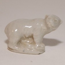 1970s Wade Whimsies Red Rose