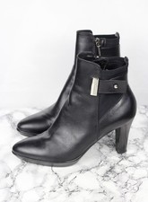 AQUATALIA Russell & Bromley