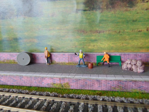 Model railway x figures - railway,