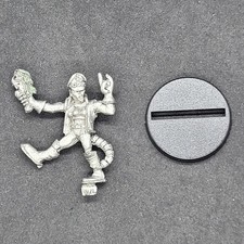 Blood Bowl Chaos Cheerleader