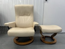Ekornes Stressless Cream Leather Recliner Armchair / Chair With Matching Stool