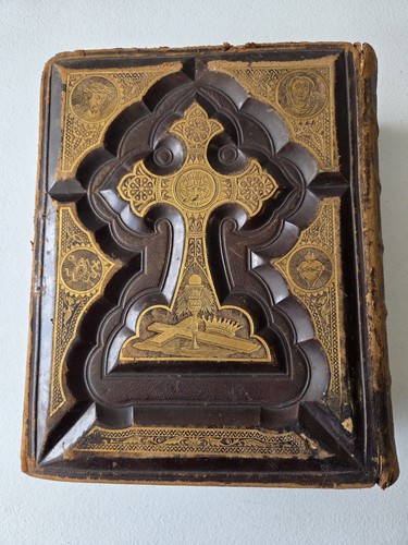 Antique catholic family - antique,