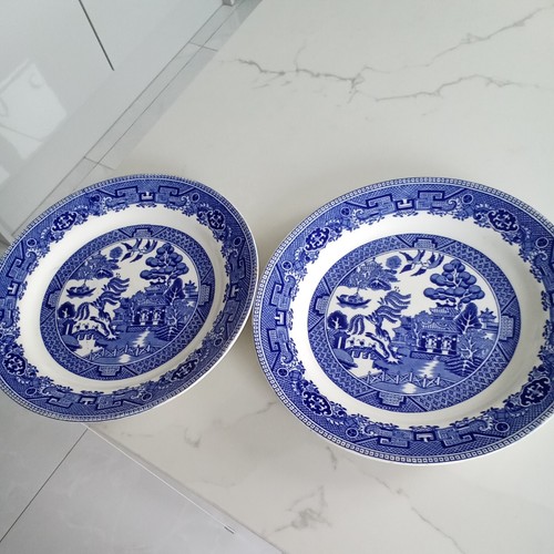 Vintage willow pattern plates - vintage,