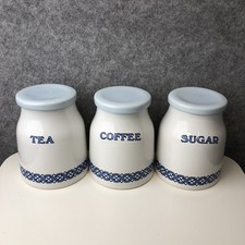 Crown Heritage Set Of Tea