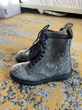 Doc Martens Grey Leather Textured Snakeskin Effect  1460 8 Hole Boots Uk6/39