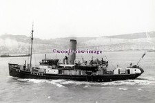 rs0974 - Trinity House Pilot Boat - THV Pioneer , built 1924 - photo 6"x4"