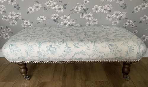 New footstool laura - a,