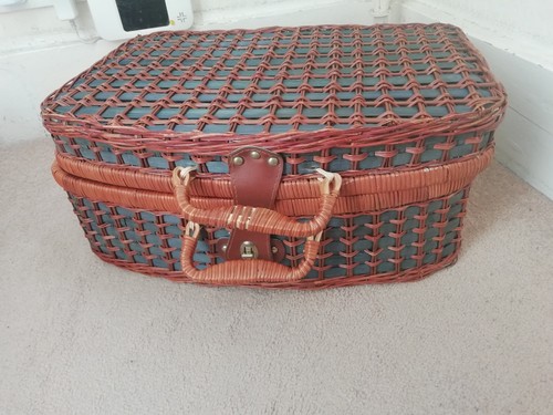 Large wicker picnic - large, hamper