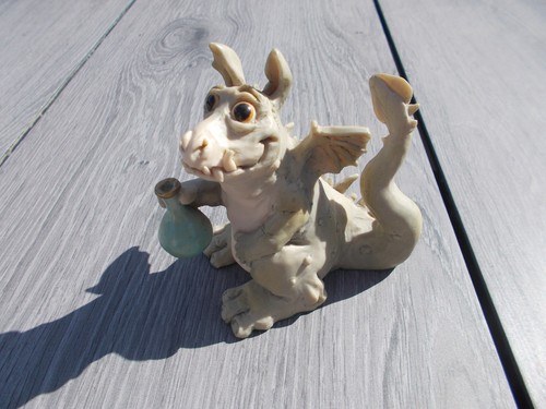Ultra rare pocket dragons - pocket,