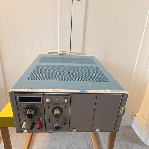 Tektronix tm504 mainframe - mainframe, with