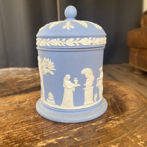 Vintage wedgwood blue white - &,