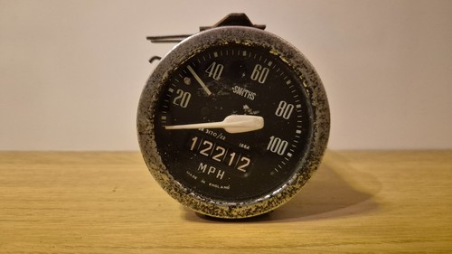 Smiths 100mpg speedometer - speedometer, bsa