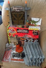 Hasbro Jurassic Park III 3 World Raptor Attack Playset 2001 boxed complete