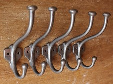 5 x CAST IRON HAT & COAT HOOKS