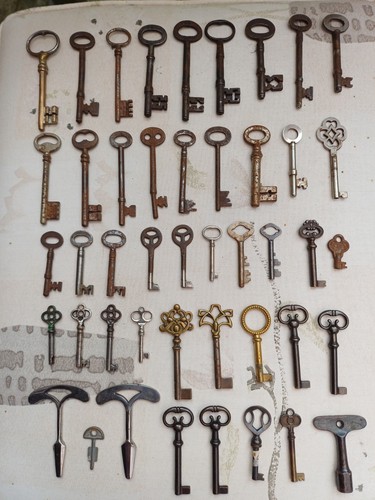 Antique vintage keys of - antique, &