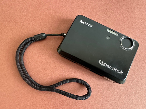 Sony cyber shot - sony, dsc-t3