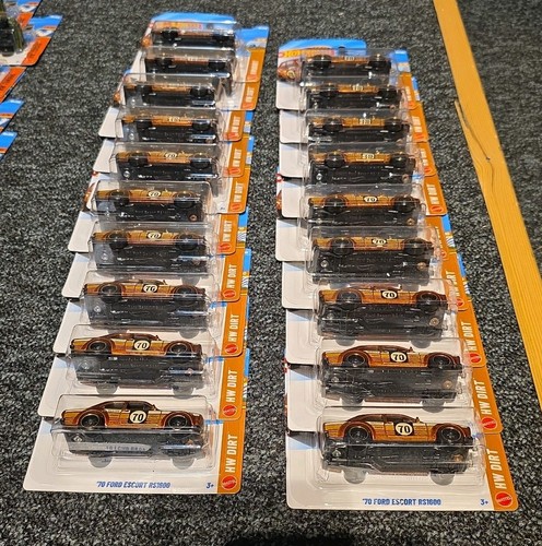 Hot wheels ford - hot,