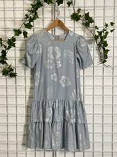 Vintage 80s pale blue floral