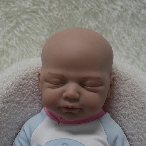 New brown newborn - new, full