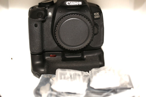Canon eos 650d dslr kit - canon,