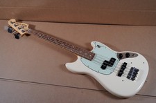 Fender  Mustang P/J Bass