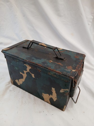 Old ammo metal - old,