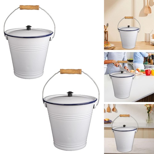 Enamel bucket with - with, lid