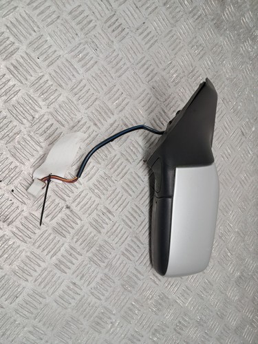 Volvo s40 wing door - wing, mirror