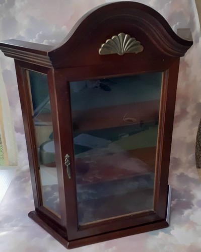 Vintage wooden knick knack - wooden, knick-knack