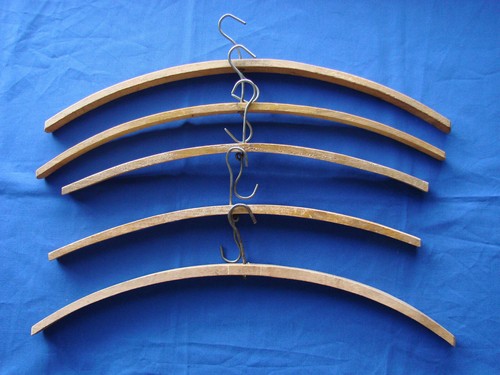 Vintage wooden hanger - x, 5