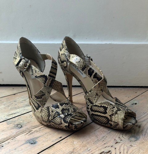 Bennett women s snake - l.k.,
