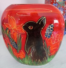 ANITA HARRIS ART POTTERY PURSE VASE "Bunny Sniffing Flower" (Signed In Gold)