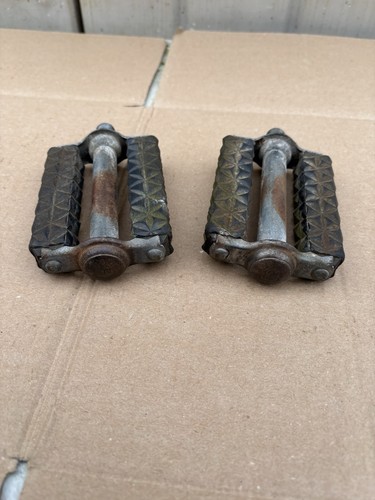 Pair right left - left, vintage
