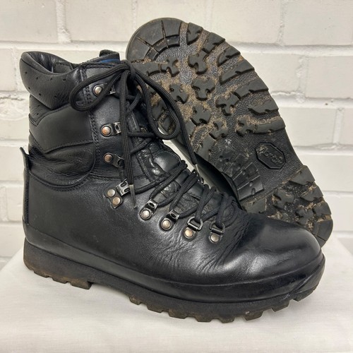 Altberg defender boots 9 - defender,
