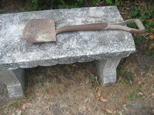 Vintage small shovel spade old - small,