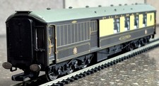 Hornby R4477 Pullman 12 Wheel 3rd Class Brake Car 'Car No. 95' 