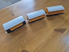 Thomas And Friends Trackmaster Annie And Clarabel Coaches And Brake Van