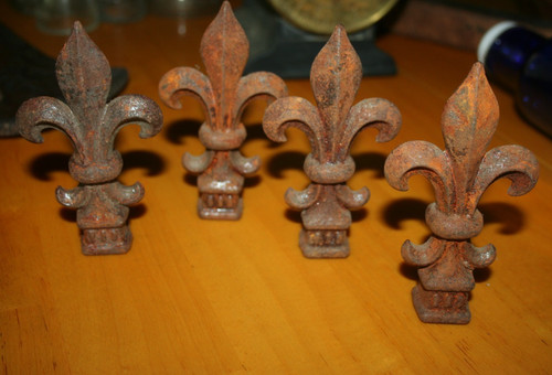 Cast iron finial fleur de - iron,