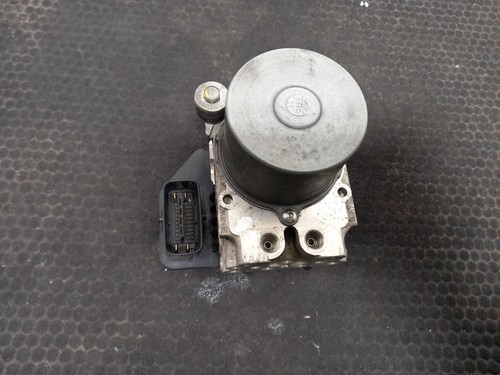 Mazda abs pump modulator - 6,