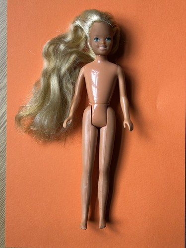 Vintage 1980s barbie doll - 1980s,