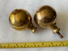 2 ANTIQUE BRASS BED KNOBS FURNITURE FINIALS DOOR HANDLES BANNISTER RAIL CURTAIN