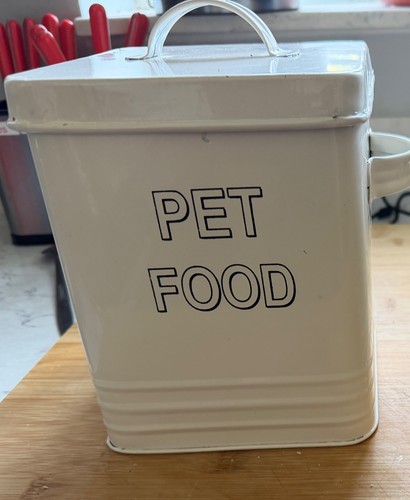 Cream metal pet food - cream, storage